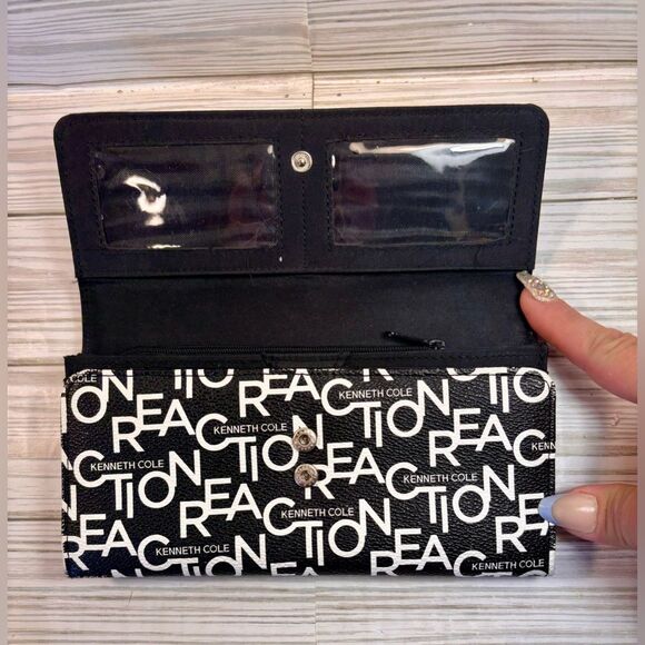 093- Kenneth Cole Reaction Black& White Long Wallet - Picture 7 of 9